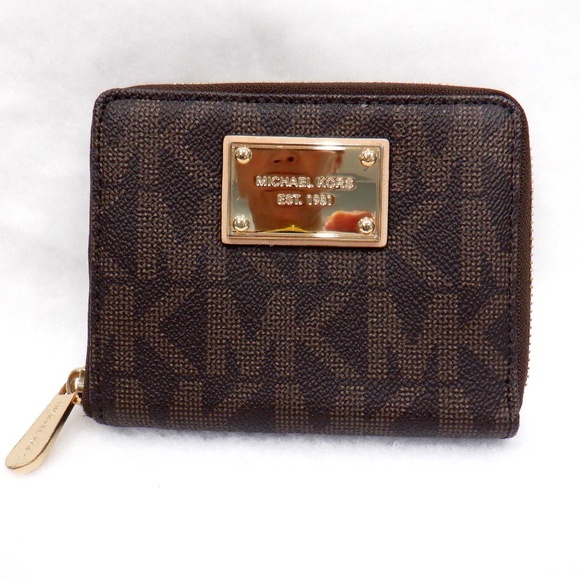 MICHAEL KORS Medium Zip Around Wallet - Picture 4 of 12